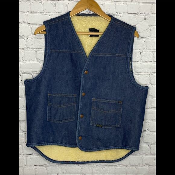 Roebucks Sears vest - Picture 1 of 7